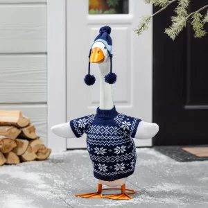 Giddy the Porch Goose: Outfit - Blue Sweater