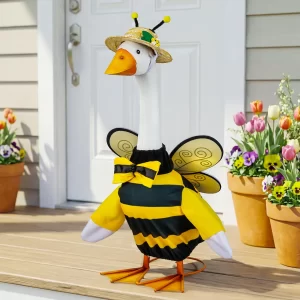 Giddy the Porch Goose: Outfit - Bee